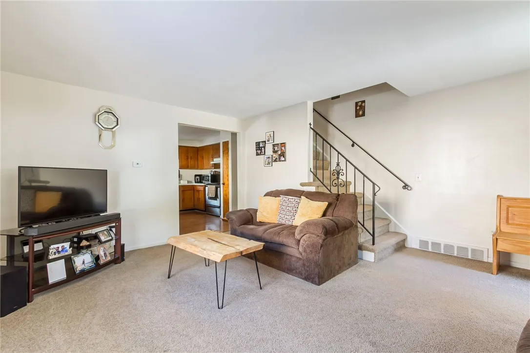 120-122 Afton Street, Rochester, New York 14612, Rochester, New York 14612, 4 Bedrooms Bedrooms, ,2 BathroomsBathrooms,Residential,Closed,120-122 Afton Street, Rochester, New York 14612,0,R1645984