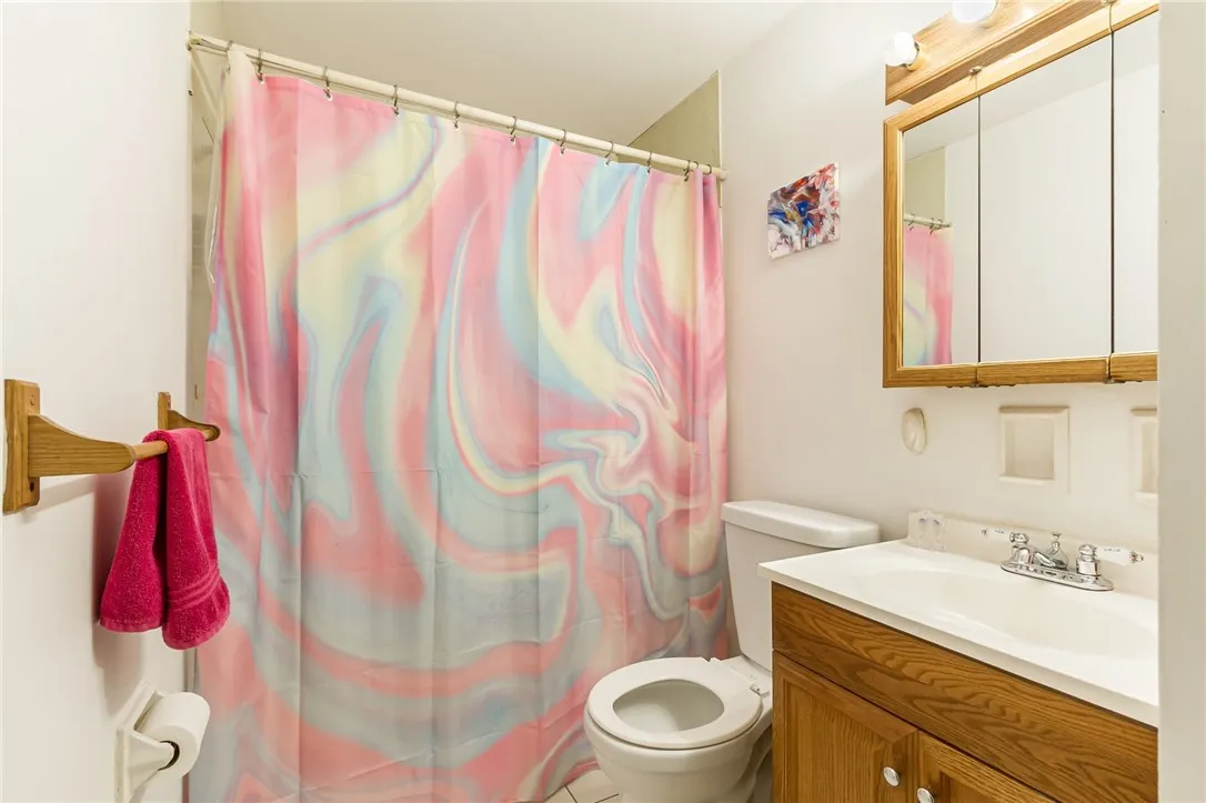 120-122 Afton Street, Rochester, New York 14612, Rochester, New York 14612, 4 Bedrooms Bedrooms, ,2 BathroomsBathrooms,Residential,Closed,120-122 Afton Street, Rochester, New York 14612,0,R1645984