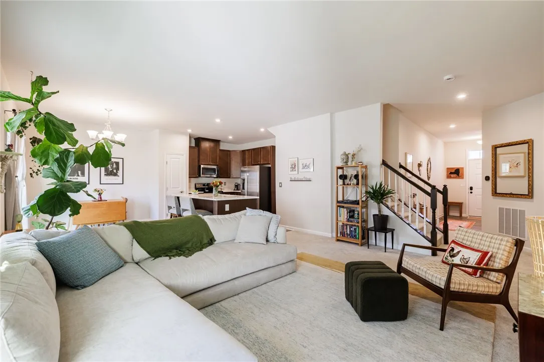 23 Keuka Lane, Canandaigua City, New York 14424, Canandaigua City, New York 14424, 3 Bedrooms Bedrooms, 8 Rooms Rooms,2 BathroomsBathrooms,Residential,For Sale,23 Keuka Lane, Canandaigua City, New York 14424,0,R1646525