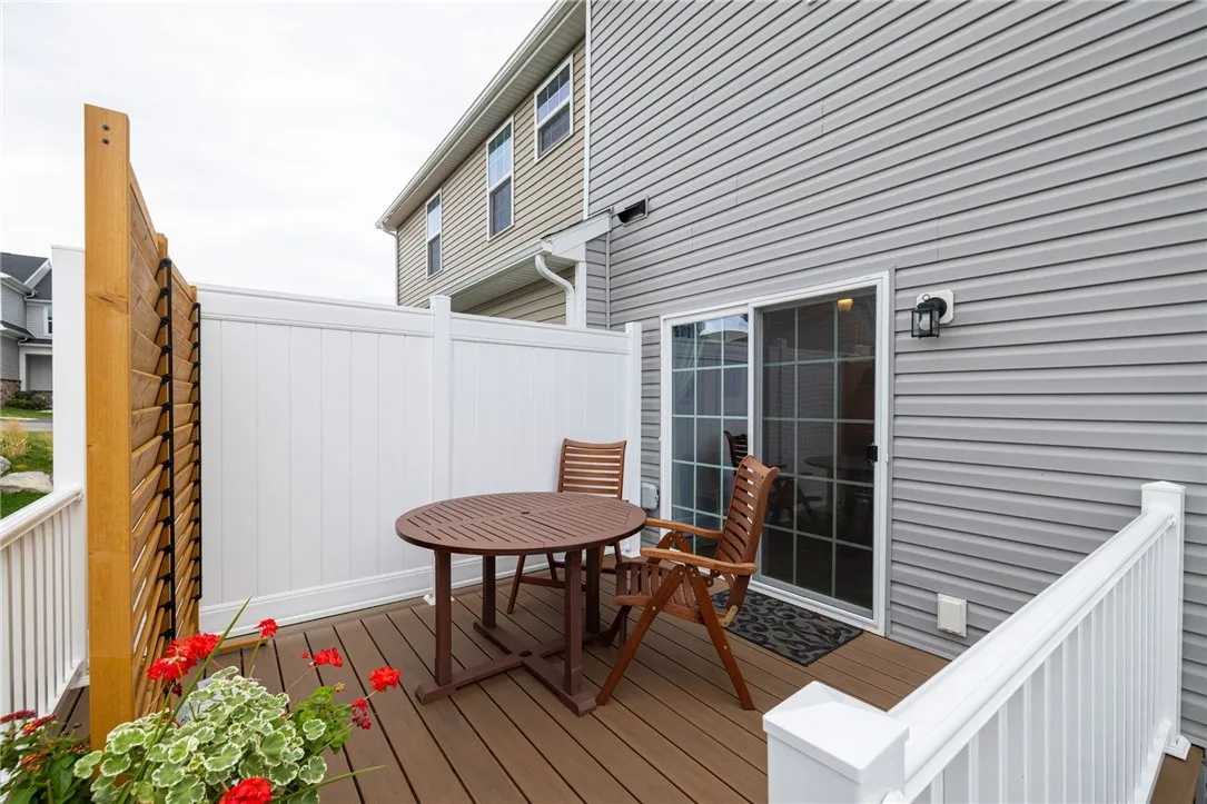 23 Keuka Lane, Canandaigua City, New York 14424, Canandaigua City, New York 14424, 3 Bedrooms Bedrooms, 8 Rooms Rooms,2 BathroomsBathrooms,Residential,For Sale,23 Keuka Lane, Canandaigua City, New York 14424,0,R1646525