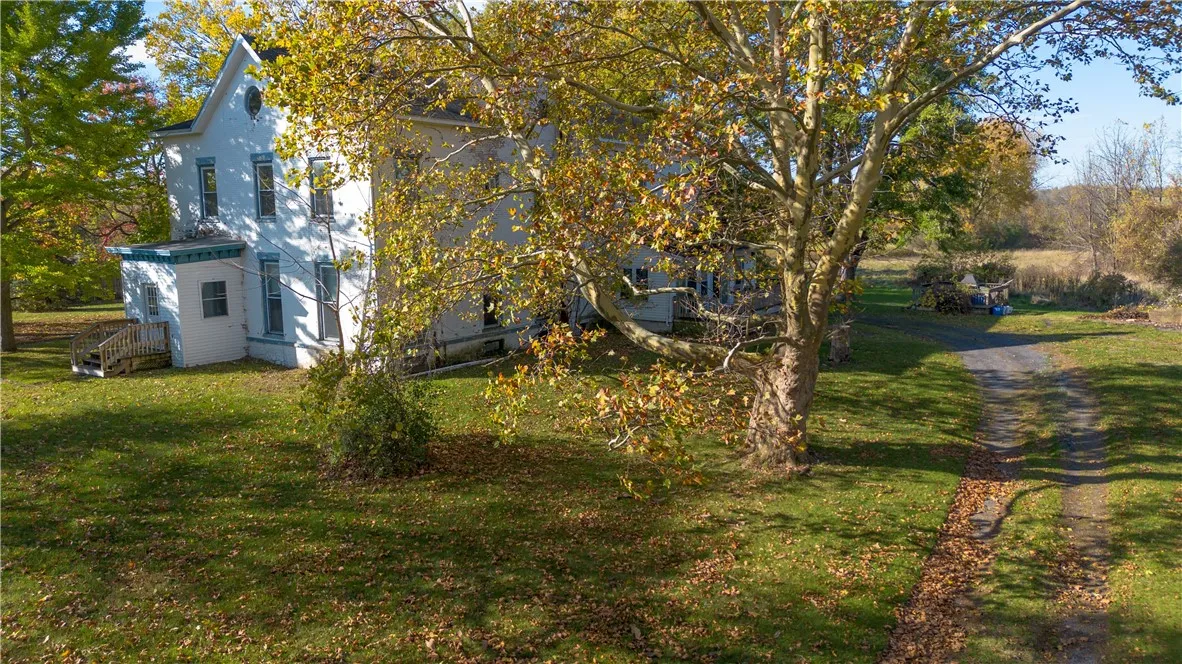 2770 Pre Emption Road, Geneva Town, New York 14556, Geneva Town, New York 14556, 5 Bedrooms Bedrooms, 12 Rooms Rooms,2 BathroomsBathrooms,Residential,For Sale,2770 Pre Emption Road, Geneva Town, New York 14556,0,R1646057