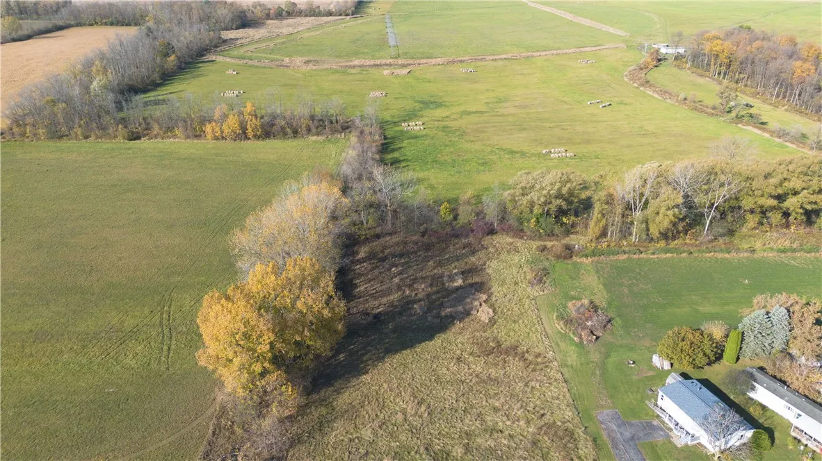 2770 Pre Emption Road, Geneva Town, New York 14556, Geneva Town, New York 14556, 5 Bedrooms Bedrooms, 12 Rooms Rooms,2 BathroomsBathrooms,Residential,For Sale,2770 Pre Emption Road, Geneva Town, New York 14556,0,R1646057