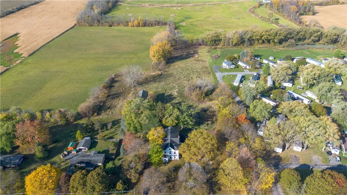 2770 Pre Emption Road, Geneva Town, New York 14456, Geneva Town, New York 14456, 5 Bedrooms Bedrooms, ,3 BathroomsBathrooms,Residential,For Sale,2770 Pre Emption Road, Geneva Town, New York 14456,0,R1646058