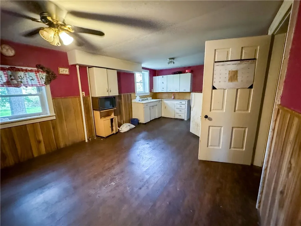 2770 Pre Emption Road, Geneva Town, New York 14456, Geneva Town, New York 14456, 5 Bedrooms Bedrooms, ,3 BathroomsBathrooms,Residential,For Sale,2770 Pre Emption Road, Geneva Town, New York 14456,0,R1646058