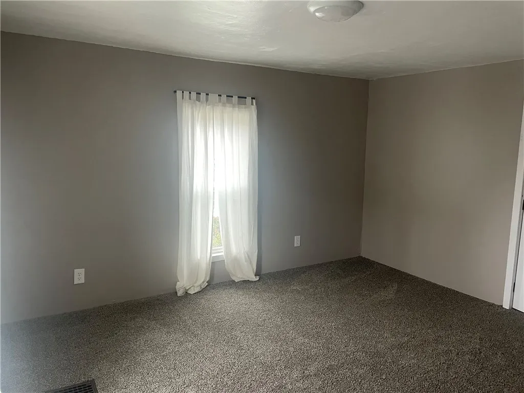 169 Leach Avenue, Hornell, New York 14843, Hornell, New York 14843, 2 Bedrooms Bedrooms, 6 Rooms Rooms,1 BathroomBathrooms,Residential,For Sale,169 Leach Avenue, Hornell, New York 14843,0,R1646541