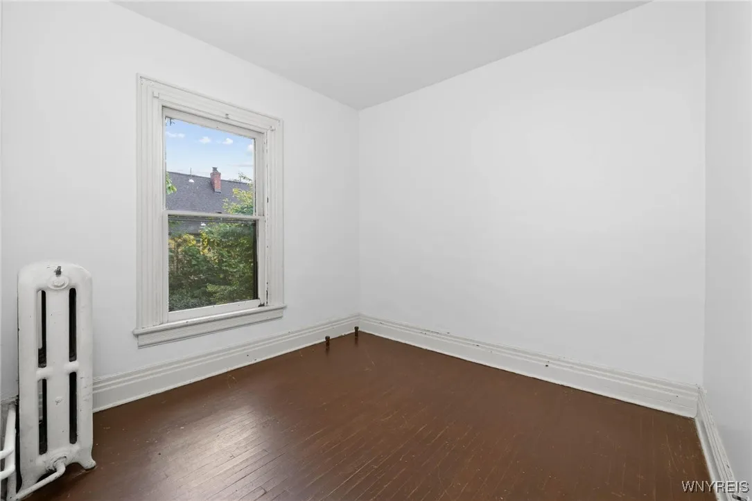 330 Ashland Avenue, Buffalo, New York 14222, Buffalo, New York 14222, 8 Bedrooms Bedrooms, ,2 BathroomsBathrooms,Residential,For Sale,330 Ashland Avenue, Buffalo, New York 14222,0,B1644814