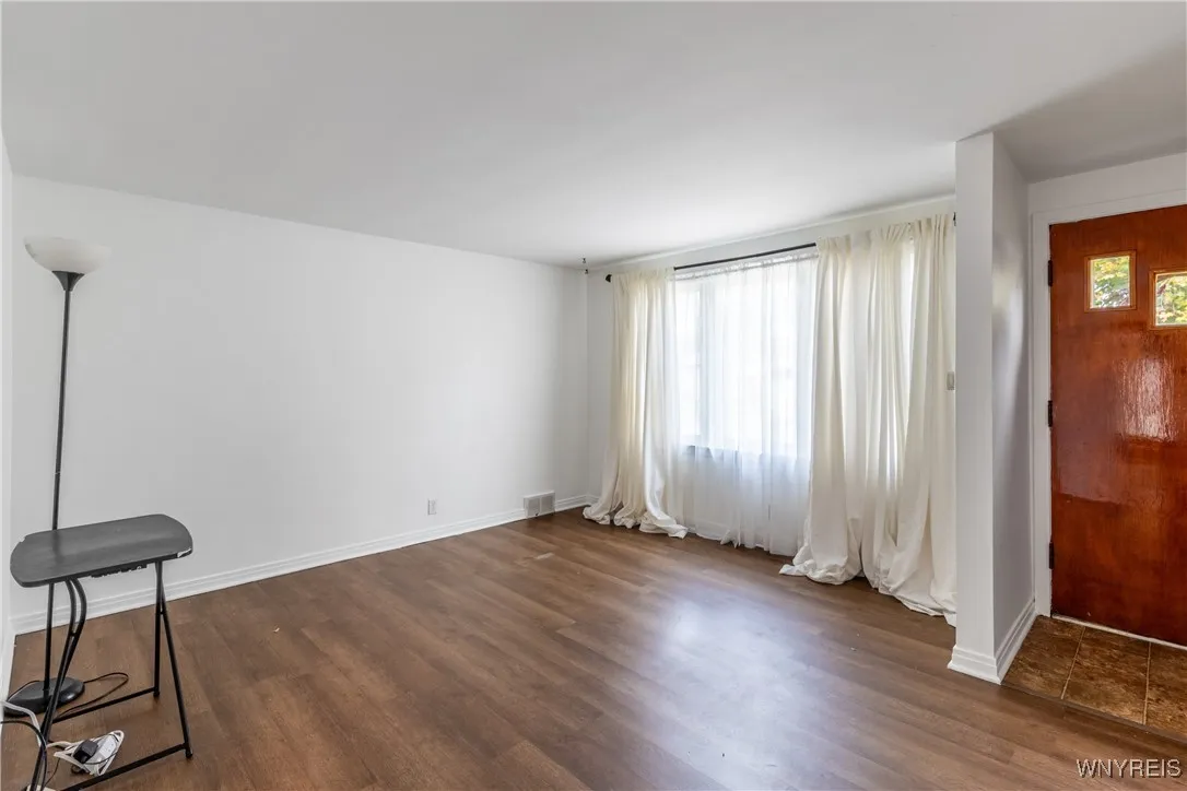 55 Cornell Avenue, Amherst, New York 14226, Amherst, New York 14226, 3 Bedrooms Bedrooms, 5 Rooms Rooms,2 BathroomsBathrooms,Residential,For Sale,55 Cornell Avenue, Amherst, New York 14226,0,B1645826 55 Cornell Avenue, Amherst, New York 14226, Amherst, New York 14226, 3 Bedrooms Bedrooms, 5 Rooms Rooms,2 BathroomsBathrooms,Residential,For Sale,55 Cornell Avenue, Amherst, New York 14226,0,B1645826