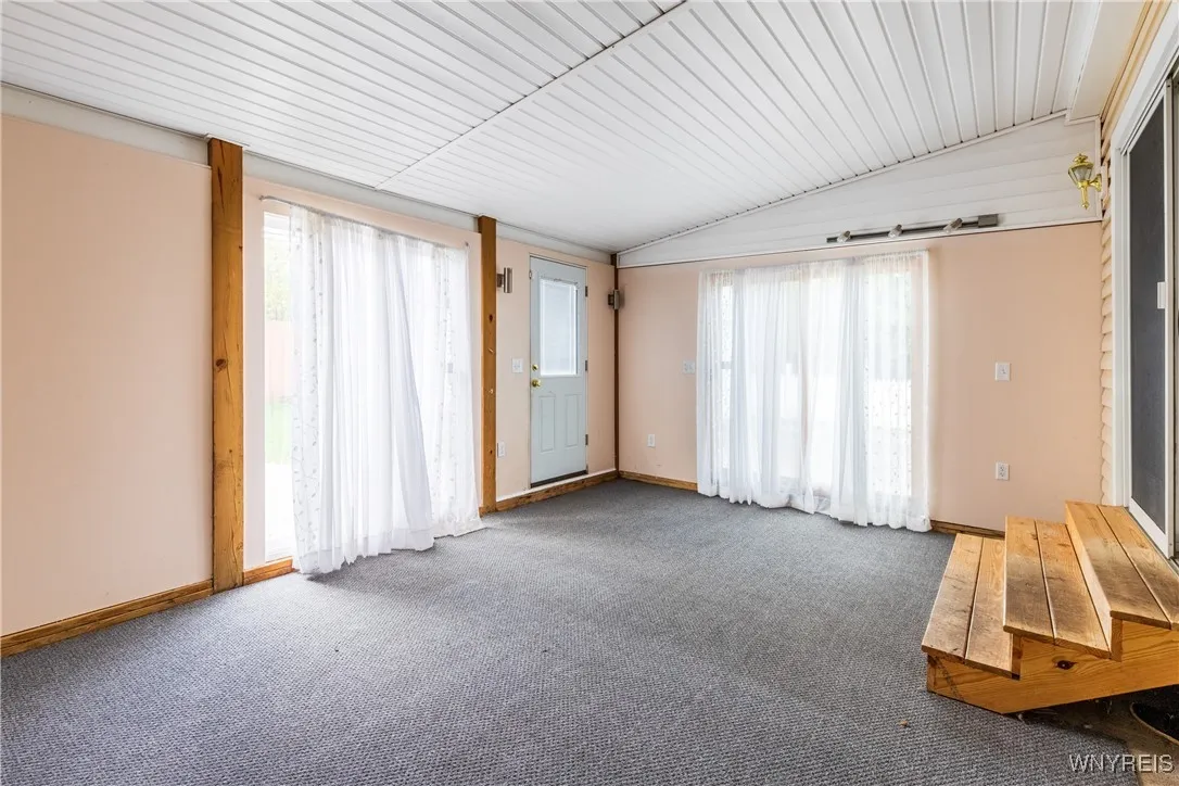 55 Cornell Avenue, Amherst, New York 14226, Amherst, New York 14226, 3 Bedrooms Bedrooms, 5 Rooms Rooms,2 BathroomsBathrooms,Residential,For Sale,55 Cornell Avenue, Amherst, New York 14226,0,B1645826 55 Cornell Avenue, Amherst, New York 14226, Amherst, New York 14226, 3 Bedrooms Bedrooms, 5 Rooms Rooms,2 BathroomsBathrooms,Residential,For Sale,55 Cornell Avenue, Amherst, New York 14226,0,B1645826