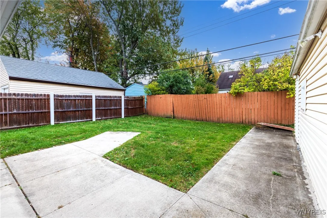 55 Cornell Avenue, Amherst, New York 14226, Amherst, New York 14226, 3 Bedrooms Bedrooms, 5 Rooms Rooms,2 BathroomsBathrooms,Residential,For Sale,55 Cornell Avenue, Amherst, New York 14226,0,B1645826 55 Cornell Avenue, Amherst, New York 14226, Amherst, New York 14226, 3 Bedrooms Bedrooms, 5 Rooms Rooms,2 BathroomsBathrooms,Residential,For Sale,55 Cornell Avenue, Amherst, New York 14226,0,B1645826