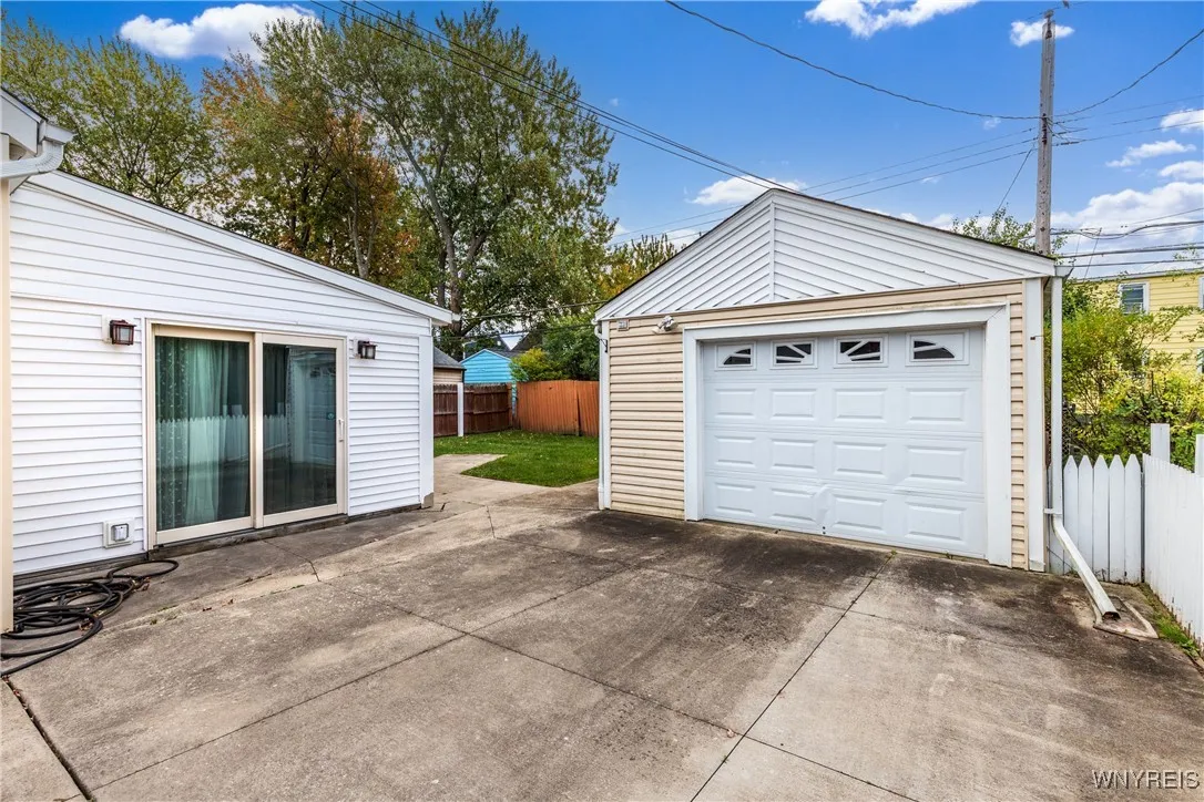 55 Cornell Avenue, Amherst, New York 14226, Amherst, New York 14226, 3 Bedrooms Bedrooms, 5 Rooms Rooms,2 BathroomsBathrooms,Residential,For Sale,55 Cornell Avenue, Amherst, New York 14226,0,B1645826 55 Cornell Avenue, Amherst, New York 14226, Amherst, New York 14226, 3 Bedrooms Bedrooms, 5 Rooms Rooms,2 BathroomsBathrooms,Residential,For Sale,55 Cornell Avenue, Amherst, New York 14226,0,B1645826