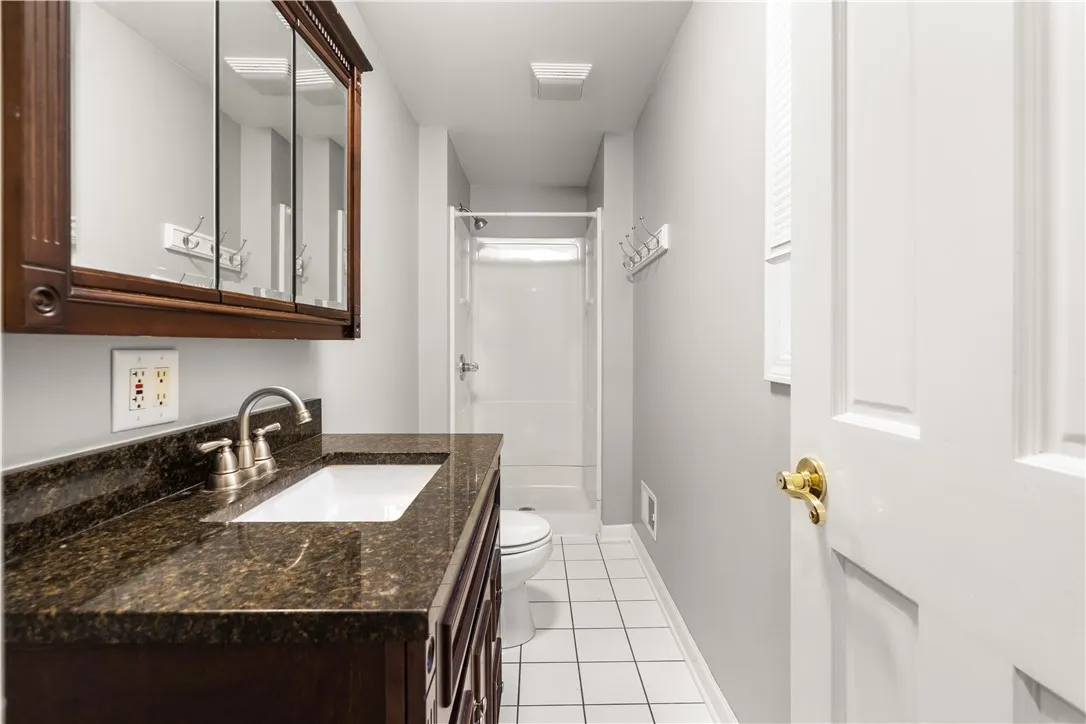 802 Klem Road, Webster, New York 14580, Webster, New York 14580, 3 Bedrooms Bedrooms, 7 Rooms Rooms,2 BathroomsBathrooms,Residential,For Sale,802 Klem Road, Webster, New York 14580,0,R1645308