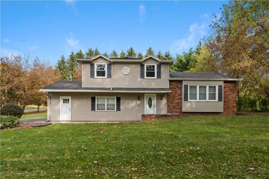 802 Klem Road, Webster, New York 14580, Webster, New York 14580, 3 Bedrooms Bedrooms, 7 Rooms Rooms,2 BathroomsBathrooms,Residential,For Sale,802 Klem Road, Webster, New York 14580,0,R1645308