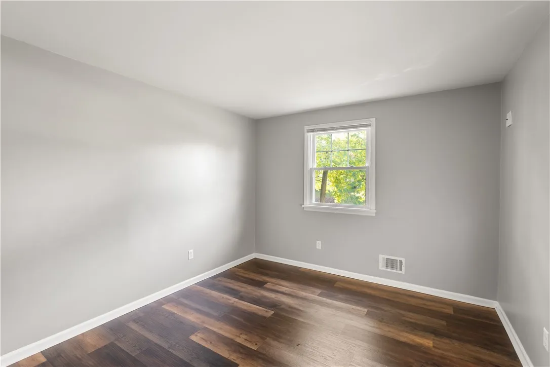 802 Klem Road, Webster, New York 14580, Webster, New York 14580, 3 Bedrooms Bedrooms, 7 Rooms Rooms,2 BathroomsBathrooms,Residential,For Sale,802 Klem Road, Webster, New York 14580,0,R1645308