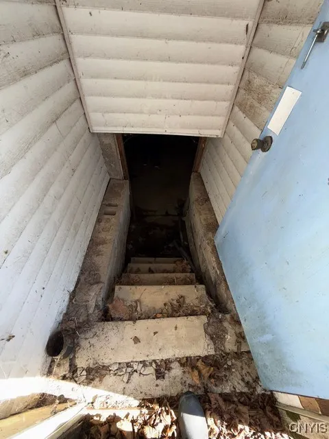 210 Hillside Avenue, Oswego, New York 13126, Oswego, New York 13126, 2 Bedrooms Bedrooms, 6 Rooms Rooms,1 BathroomBathrooms,Residential,For Sale,210 Hillside Avenue, Oswego, New York 13126,0,S1646588