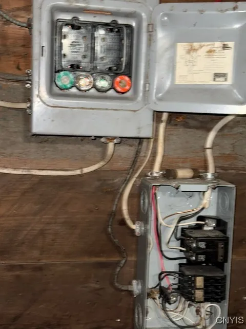 210 Hillside Avenue, Oswego, New York 13126, Oswego, New York 13126, 2 Bedrooms Bedrooms, 6 Rooms Rooms,1 BathroomBathrooms,Residential,For Sale,210 Hillside Avenue, Oswego, New York 13126,0,S1646588