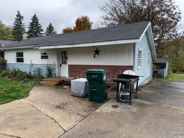 210 Hillside Avenue, Oswego, New York 13126, Oswego, New York 13126, 2 Bedrooms Bedrooms, 6 Rooms Rooms,1 BathroomBathrooms,Residential,For Sale,210 Hillside Avenue, Oswego, New York 13126,0,S1646588