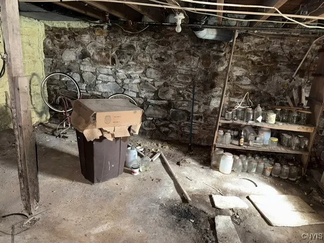 212 Hillside Avenue, Oswego, New York 13126, Oswego, New York 13126, 4 Bedrooms Bedrooms, 9 Rooms Rooms,1 BathroomBathrooms,Residential,For Sale,212 Hillside Avenue, Oswego, New York 13126,0,S1646608