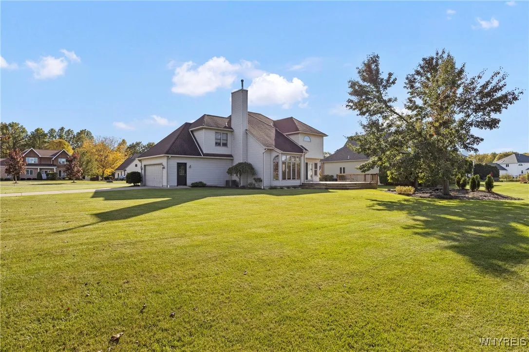 4569 Ridgeview Drive South, Pendleton, New York 14, Pendleton, New York 14120, 4 Bedrooms Bedrooms, 12 Rooms Rooms,2 BathroomsBathrooms,Residential,Closed,4569 Ridgeview Drive South, Pendleton, New York 14,0,B1646325