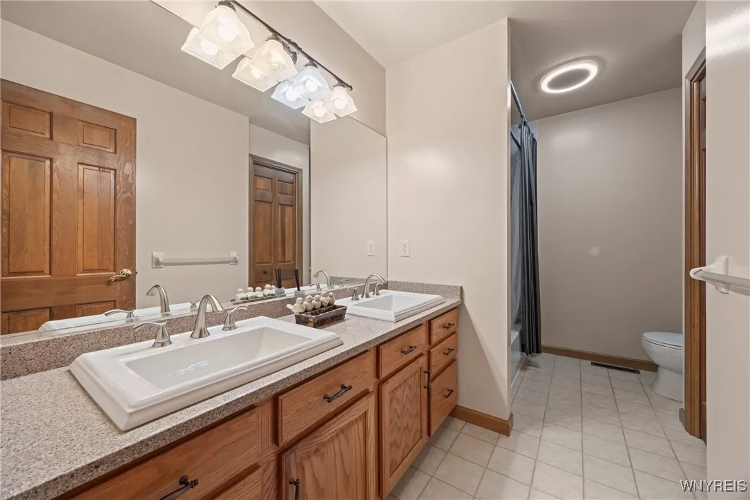 4569 Ridgeview Drive South, Pendleton, New York 14, Pendleton, New York 14120, 4 Bedrooms Bedrooms, 12 Rooms Rooms,2 BathroomsBathrooms,Residential,Closed,4569 Ridgeview Drive South, Pendleton, New York 14,0,B1646325