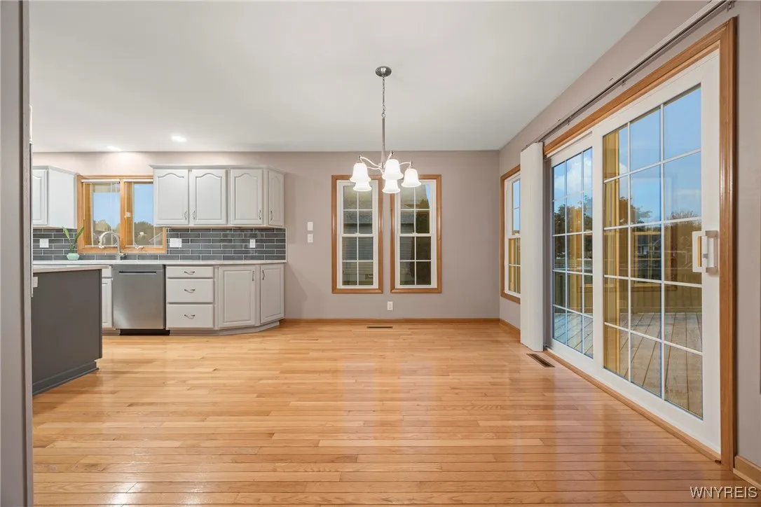 4569 Ridgeview Drive South, Pendleton, New York 14, Pendleton, New York 14120, 4 Bedrooms Bedrooms, 12 Rooms Rooms,2 BathroomsBathrooms,Residential,Closed,4569 Ridgeview Drive South, Pendleton, New York 14,0,B1646325