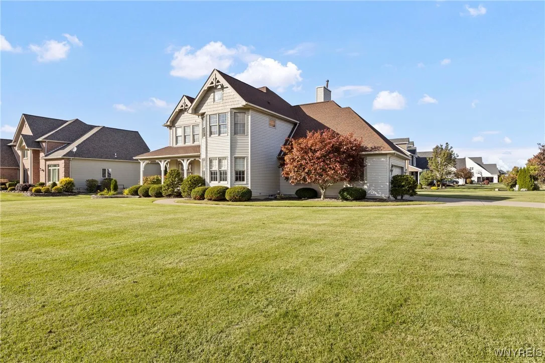 4569 Ridgeview Drive South, Pendleton, New York 14, Pendleton, New York 14120, 4 Bedrooms Bedrooms, 12 Rooms Rooms,2 BathroomsBathrooms,Residential,Closed,4569 Ridgeview Drive South, Pendleton, New York 14,0,B1646325