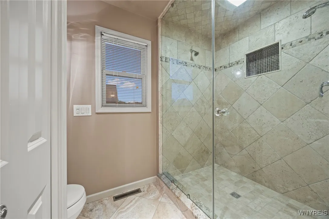 4569 Ridgeview Drive South, Pendleton, New York 14, Pendleton, New York 14120, 4 Bedrooms Bedrooms, 12 Rooms Rooms,2 BathroomsBathrooms,Residential,Closed,4569 Ridgeview Drive South, Pendleton, New York 14,0,B1646325