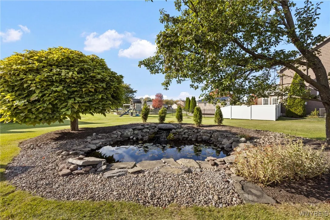 4569 Ridgeview Drive South, Pendleton, New York 14, Pendleton, New York 14120, 4 Bedrooms Bedrooms, 12 Rooms Rooms,2 BathroomsBathrooms,Residential,Closed,4569 Ridgeview Drive South, Pendleton, New York 14,0,B1646325