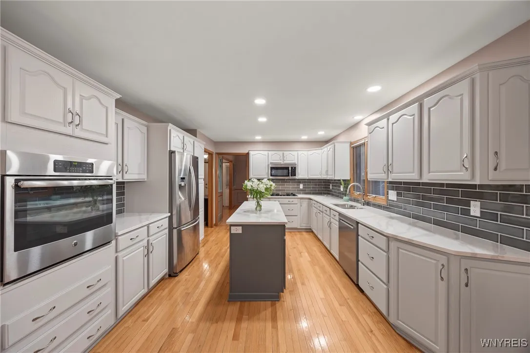 4569 Ridgeview Drive South, Pendleton, New York 14, Pendleton, New York 14120, 4 Bedrooms Bedrooms, 12 Rooms Rooms,2 BathroomsBathrooms,Residential,Closed,4569 Ridgeview Drive South, Pendleton, New York 14,0,B1646325