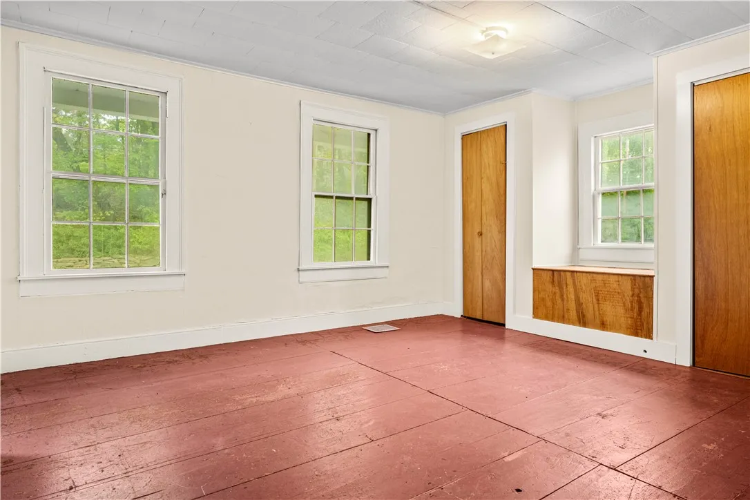 1 Green Street, Butternuts, New York 13776, Butternuts, New York 13776, 4 Bedrooms Bedrooms, ,2 BathroomsBathrooms,Residential,For Sale,1 Green Street, Butternuts, New York 13776,0,R1646620