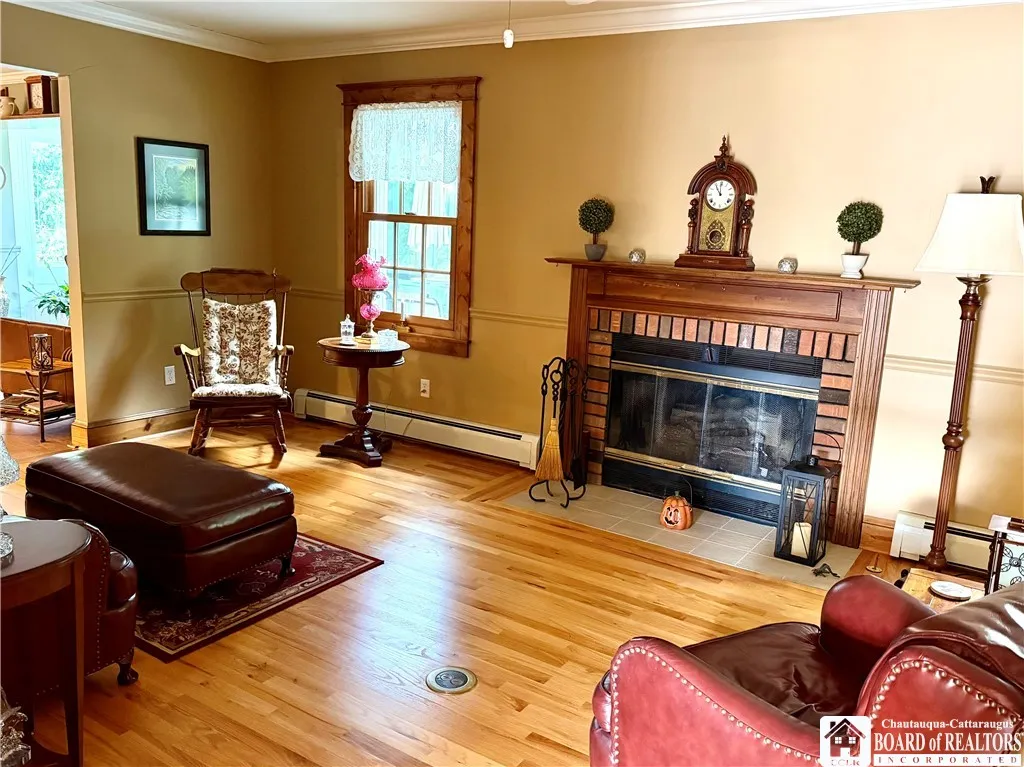 335 Chestnut Street, Pomfret, New York 14063, Pomfret, New York 14063, 3 Bedrooms Bedrooms, 12 Rooms Rooms,2 BathroomsBathrooms,Residential,For Sale,335 Chestnut Street, Pomfret, New York 14063,0,R1646606