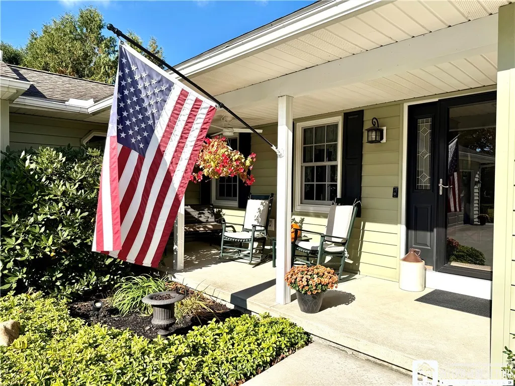 335 Chestnut Street, Pomfret, New York 14063, Pomfret, New York 14063, 3 Bedrooms Bedrooms, 12 Rooms Rooms,2 BathroomsBathrooms,Residential,For Sale,335 Chestnut Street, Pomfret, New York 14063,0,R1646606