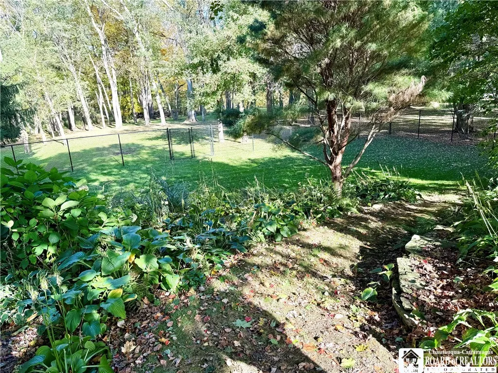 335 Chestnut Street, Pomfret, New York 14063, Pomfret, New York 14063, 3 Bedrooms Bedrooms, 12 Rooms Rooms,2 BathroomsBathrooms,Residential,For Sale,335 Chestnut Street, Pomfret, New York 14063,0,R1646606