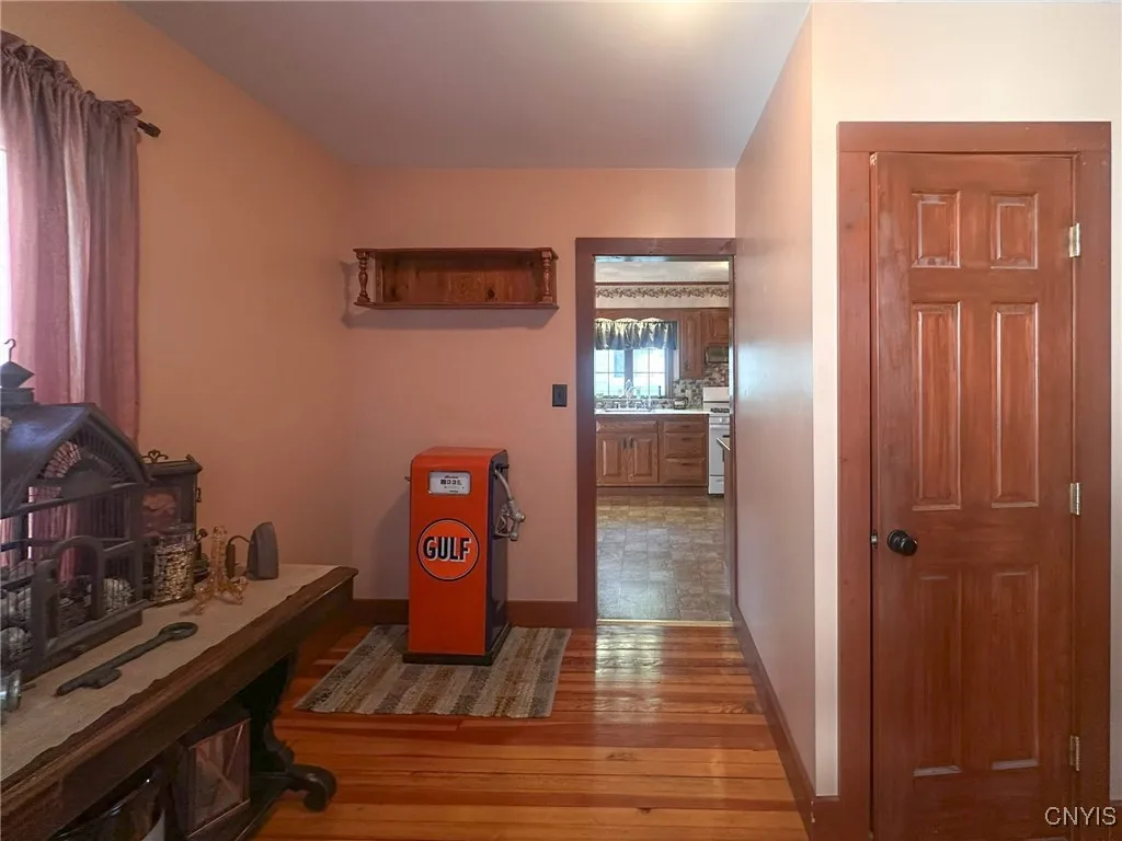 3 Glendale Place, Herkimer, New York 13350, Herkimer, New York 13350, 3 Bedrooms Bedrooms, 6 Rooms Rooms,1 BathroomBathrooms,Residential,For Sale,3 Glendale Place, Herkimer, New York 13350,0,S1646442