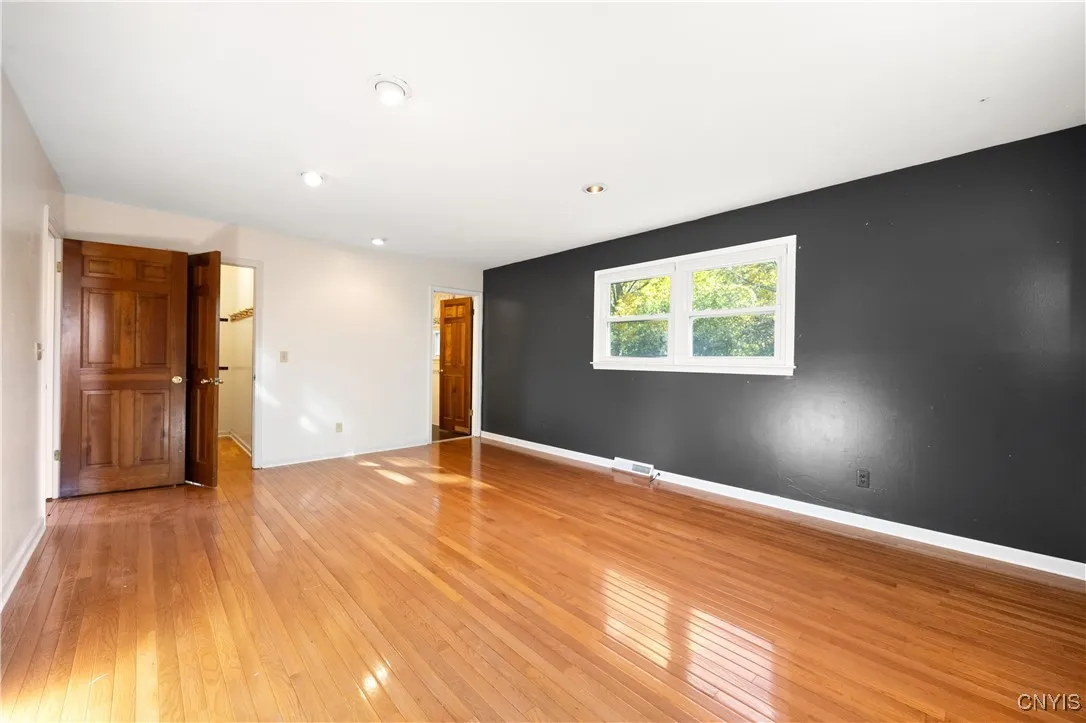 8178 Old Sunridge Drive, Manlius, New York 13104, Manlius, New York 13104, 4 Bedrooms Bedrooms, 11 Rooms Rooms,2 BathroomsBathrooms,Residential Lease,For Rent,8178 Old Sunridge Drive, Manlius, New York 13104,0,S1645807