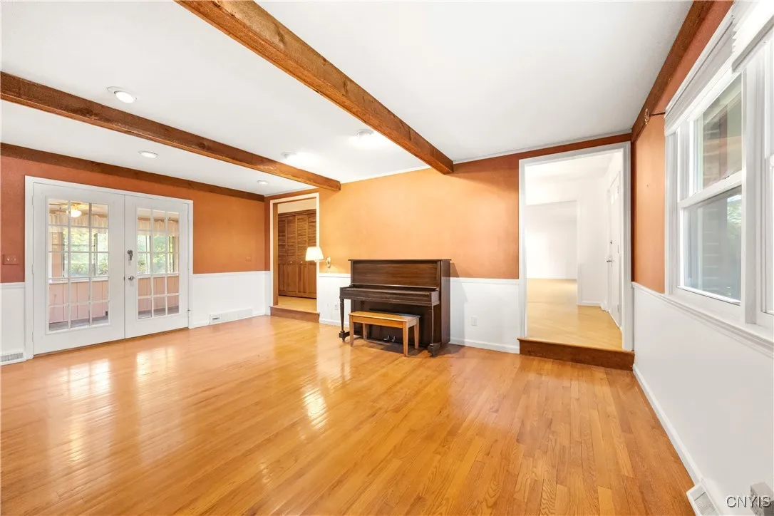 8178 Old Sunridge Drive, Manlius, New York 13104, Manlius, New York 13104, 4 Bedrooms Bedrooms, 11 Rooms Rooms,2 BathroomsBathrooms,Residential Lease,For Rent,8178 Old Sunridge Drive, Manlius, New York 13104,0,S1645807