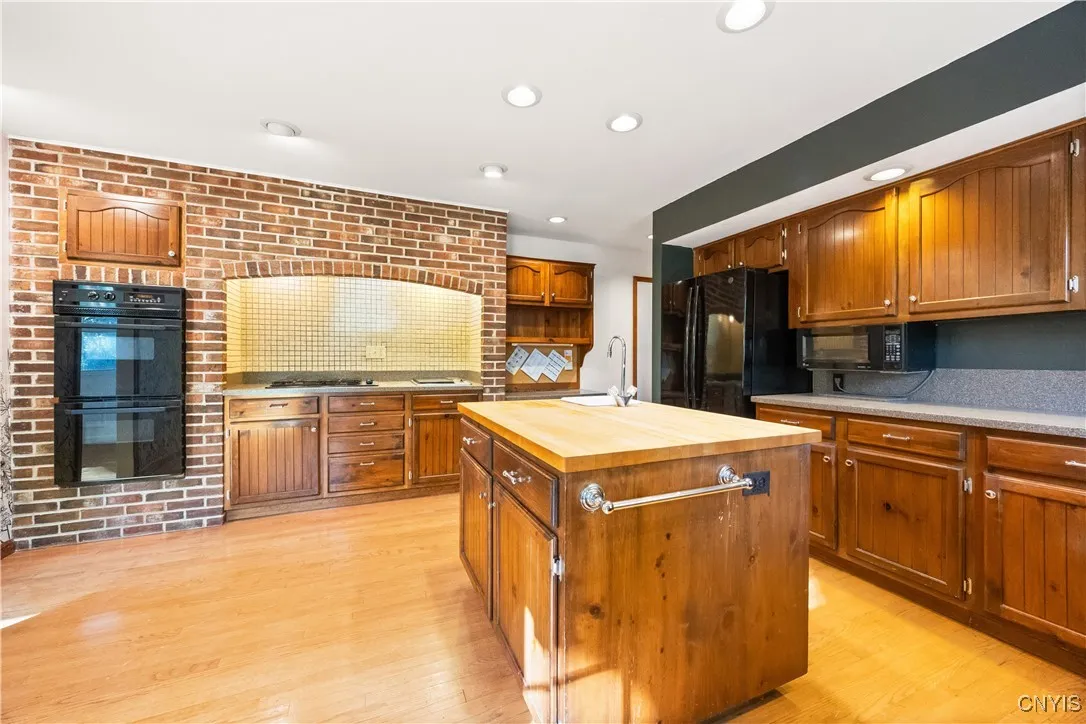 8178 Old Sunridge Drive, Manlius, New York 13104, Manlius, New York 13104, 4 Bedrooms Bedrooms, 11 Rooms Rooms,2 BathroomsBathrooms,Residential Lease,For Rent,8178 Old Sunridge Drive, Manlius, New York 13104,0,S1645807