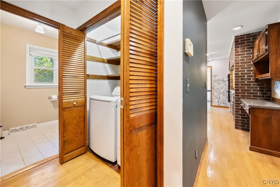 8178 Old Sunridge Drive, Manlius, New York 13104, Manlius, New York 13104, 4 Bedrooms Bedrooms, 11 Rooms Rooms,2 BathroomsBathrooms,Residential Lease,For Rent,8178 Old Sunridge Drive, Manlius, New York 13104,0,S1645807