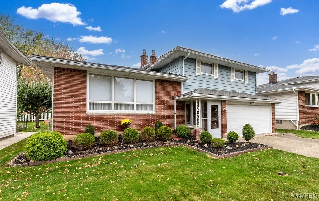 40 Maplegrove Avenue, Tonawanda, New York 14150, Tonawanda, New York 14150, 3 Bedrooms Bedrooms, 7 Rooms Rooms,1 BathroomBathrooms,Residential,For Sale,40 Maplegrove Avenue, Tonawanda, New York 14150,0,B1646649