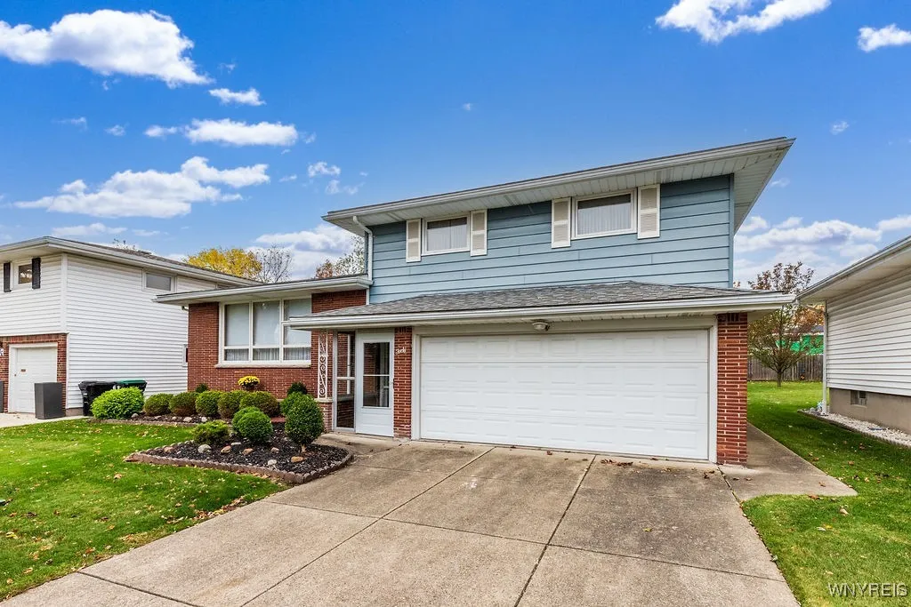 40 Maplegrove Avenue, Tonawanda, New York 14150, Tonawanda, New York 14150, 3 Bedrooms Bedrooms, 7 Rooms Rooms,1 BathroomBathrooms,Residential,For Sale,40 Maplegrove Avenue, Tonawanda, New York 14150,0,B1646649