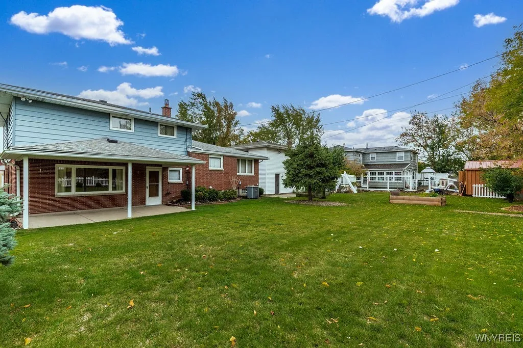 40 Maplegrove Avenue, Tonawanda, New York 14150, Tonawanda, New York 14150, 3 Bedrooms Bedrooms, 7 Rooms Rooms,1 BathroomBathrooms,Residential,For Sale,40 Maplegrove Avenue, Tonawanda, New York 14150,0,B1646649