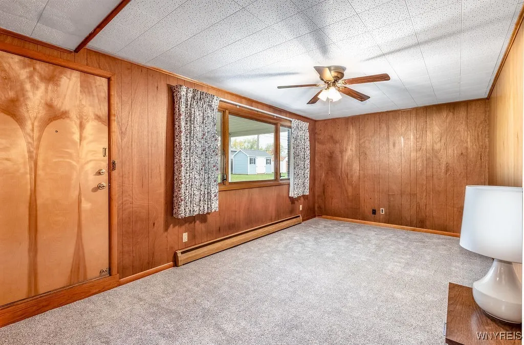 40 Maplegrove Avenue, Tonawanda, New York 14150, Tonawanda, New York 14150, 3 Bedrooms Bedrooms, 7 Rooms Rooms,1 BathroomBathrooms,Residential,For Sale,40 Maplegrove Avenue, Tonawanda, New York 14150,0,B1646649