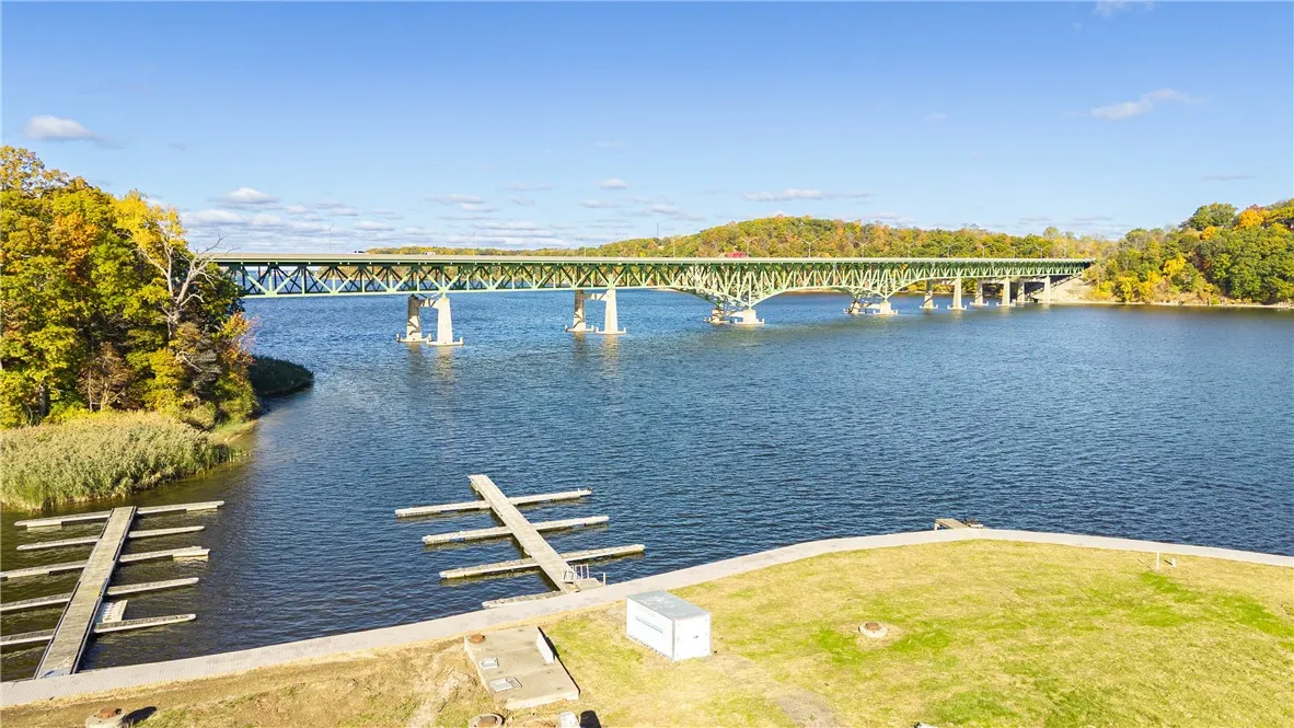 408 Newport Road, Irondequoit, New York 14622, Irondequoit, New York 14622, 3 Bedrooms Bedrooms, 7 Rooms Rooms,4 BathroomsBathrooms,Residential,For Sale,408 Newport Road, Irondequoit, New York 14622,0,R1646656