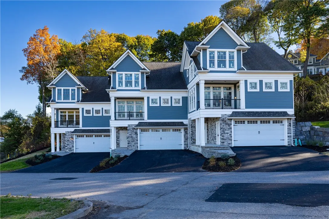 408 Newport Road, Irondequoit, New York 14622, Irondequoit, New York 14622, 3 Bedrooms Bedrooms, 7 Rooms Rooms,4 BathroomsBathrooms,Residential,For Sale,408 Newport Road, Irondequoit, New York 14622,0,R1646656