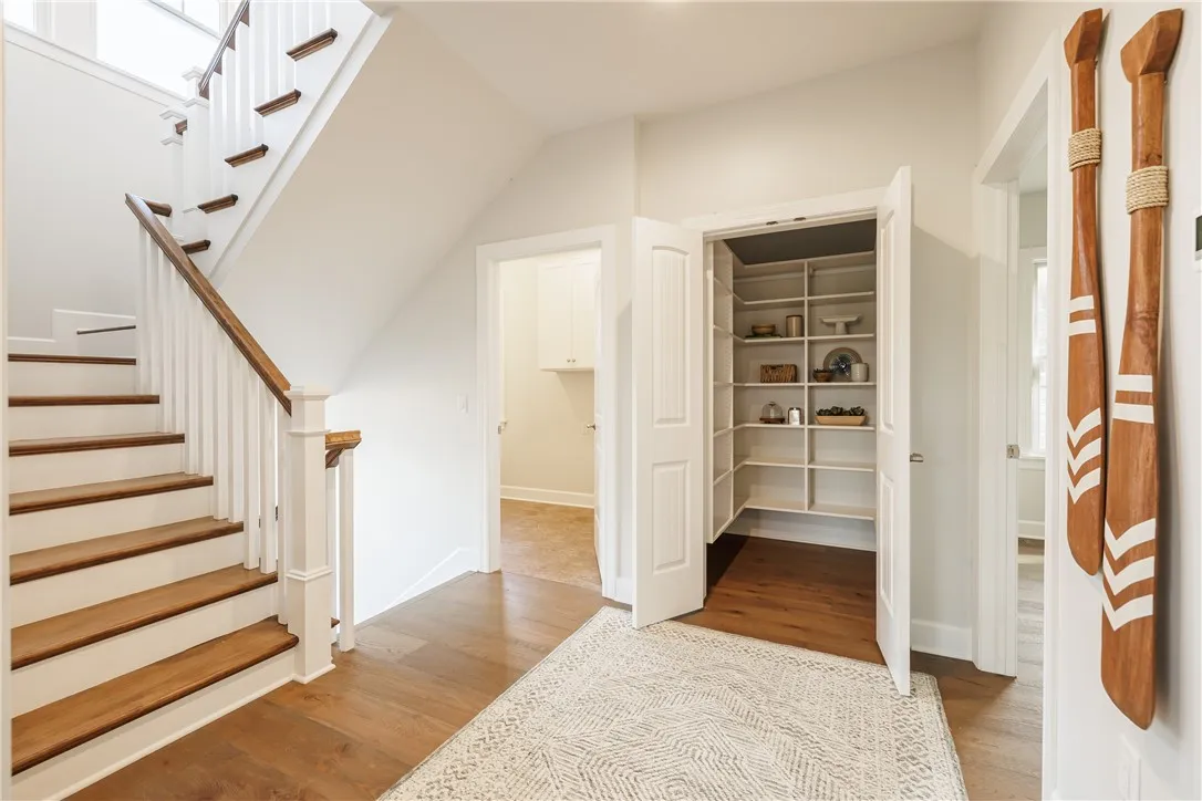 407 Newport Road, Irondequoit, New York 14622, Irondequoit, New York 14622, 3 Bedrooms Bedrooms, 7 Rooms Rooms,4 BathroomsBathrooms,Residential,For Sale,407 Newport Road, Irondequoit, New York 14622,0,R1646672