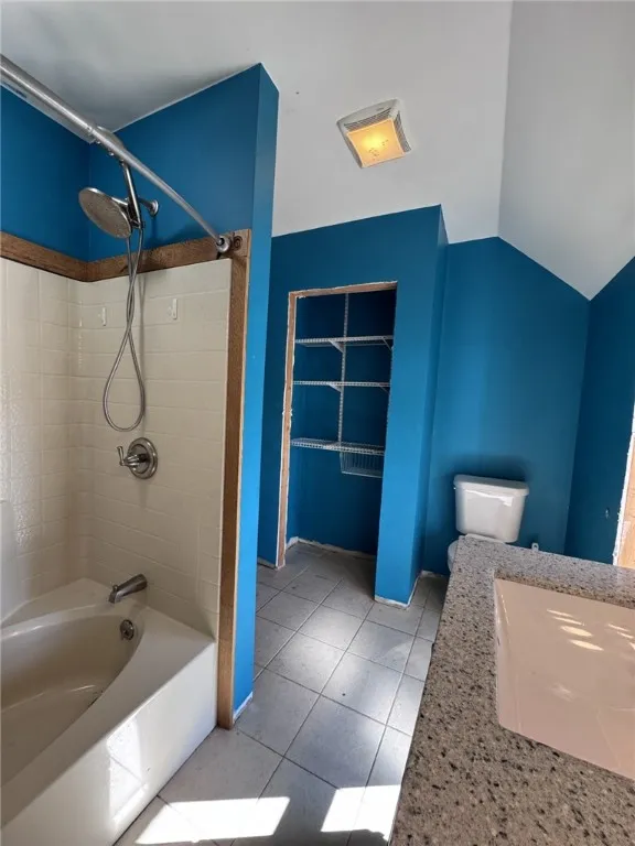 925 East Honeoye Street, Shinglehouse, Pennsylvani, Shinglehouse, Pennsylvania 16748, 4 Bedrooms Bedrooms, 11 Rooms Rooms,3 BathroomsBathrooms,Residential,For Sale,925 East Honeoye Street, Shinglehouse, Pennsylvani,0,R1645246