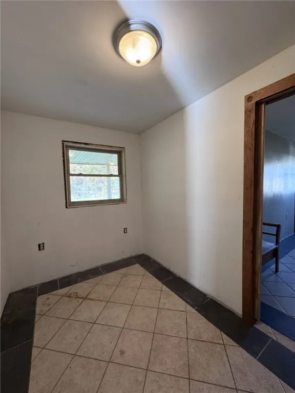 925 East Honeoye Street, Shinglehouse, Pennsylvani, Shinglehouse, Pennsylvania 16748, 4 Bedrooms Bedrooms, 11 Rooms Rooms,3 BathroomsBathrooms,Residential,For Sale,925 East Honeoye Street, Shinglehouse, Pennsylvani,0,R1645246