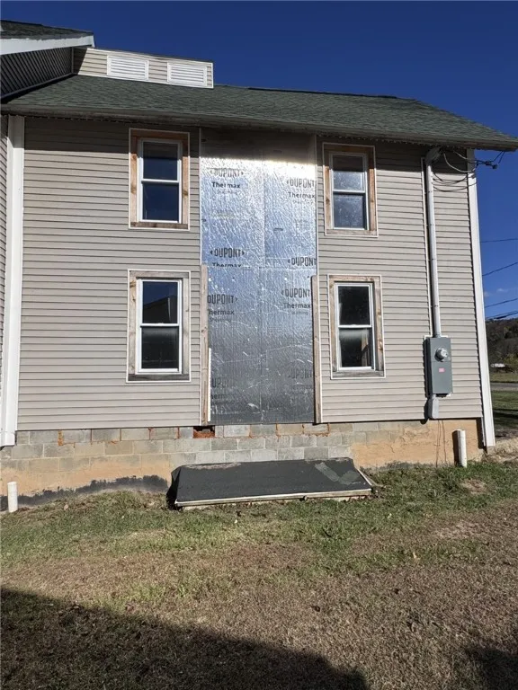 925 East Honeoye Street, Shinglehouse, Pennsylvani, Shinglehouse, Pennsylvania 16748, 4 Bedrooms Bedrooms, 11 Rooms Rooms,3 BathroomsBathrooms,Residential,For Sale,925 East Honeoye Street, Shinglehouse, Pennsylvani,0,R1645246