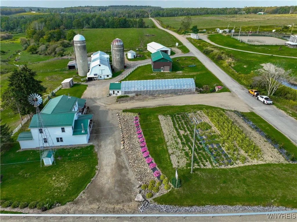 9670 County Road 3, Centerville, New York 14065, Centerville, New York 14065, 5 Bedrooms Bedrooms, 16 Rooms Rooms,1 BathroomBathrooms,Residential,For Sale,9670 County Road 3, Centerville, New York 14065,0,B1646034