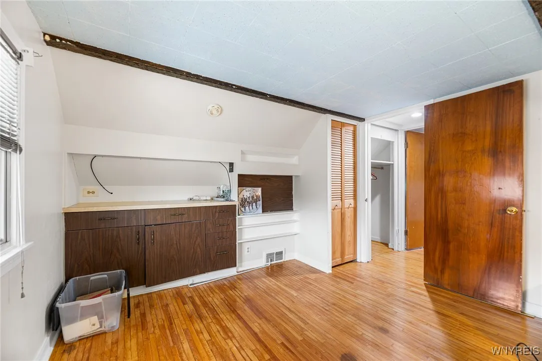 95 Fontaine Drive, Cheektowaga, New York 14215, Cheektowaga, New York 14215, 4 Bedrooms Bedrooms, 7 Rooms Rooms,2 BathroomsBathrooms,Residential,For Sale,95 Fontaine Drive, Cheektowaga, New York 14215,0,B1646524