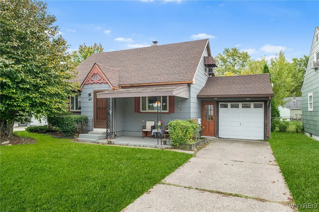 95 Fontaine Drive, Cheektowaga, New York 14215, Cheektowaga, New York 14215, 4 Bedrooms Bedrooms, 7 Rooms Rooms,2 BathroomsBathrooms,Residential,For Sale,95 Fontaine Drive, Cheektowaga, New York 14215,0,B1646524